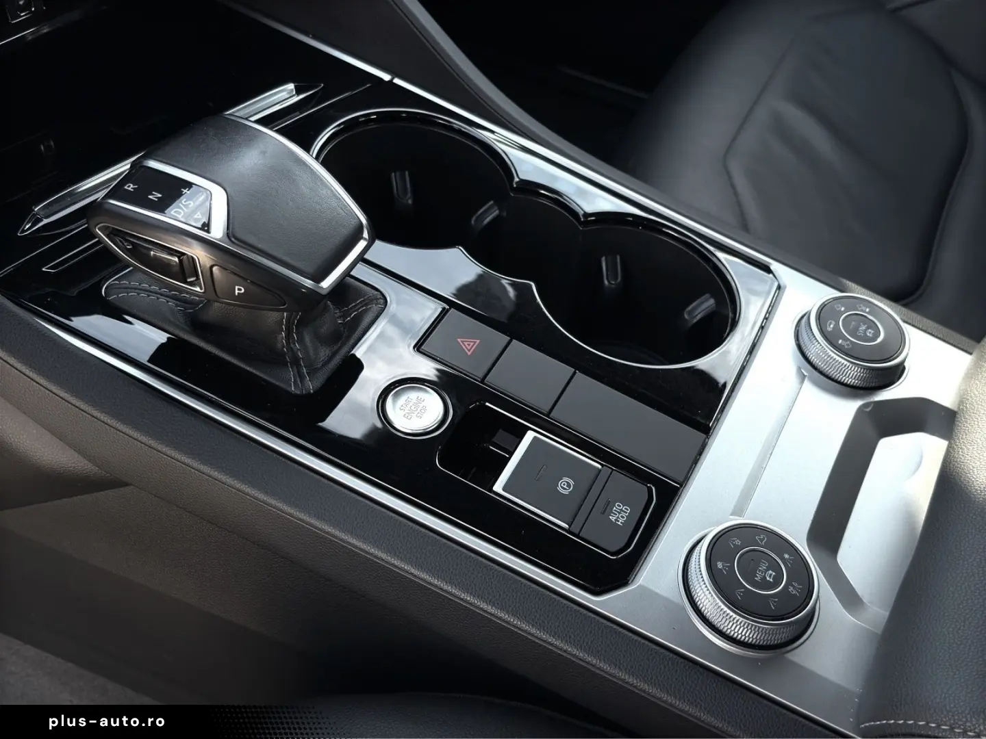 Touareg 3.0 TDI R-LINE LM21 AIR LEDER BLACKSTYLE