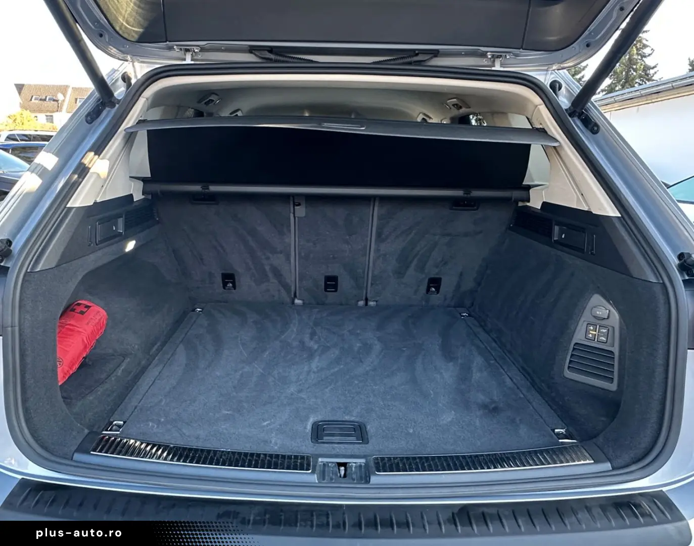 Touareg 3 0 TSI 4M ACC LED MEMORY KAM AHK KEYLES