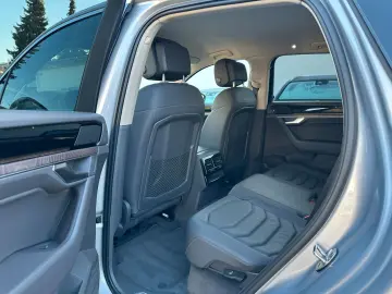 Touareg 3 0 TSI 4M ACC LED MEMORY KAM AHK KEYLES