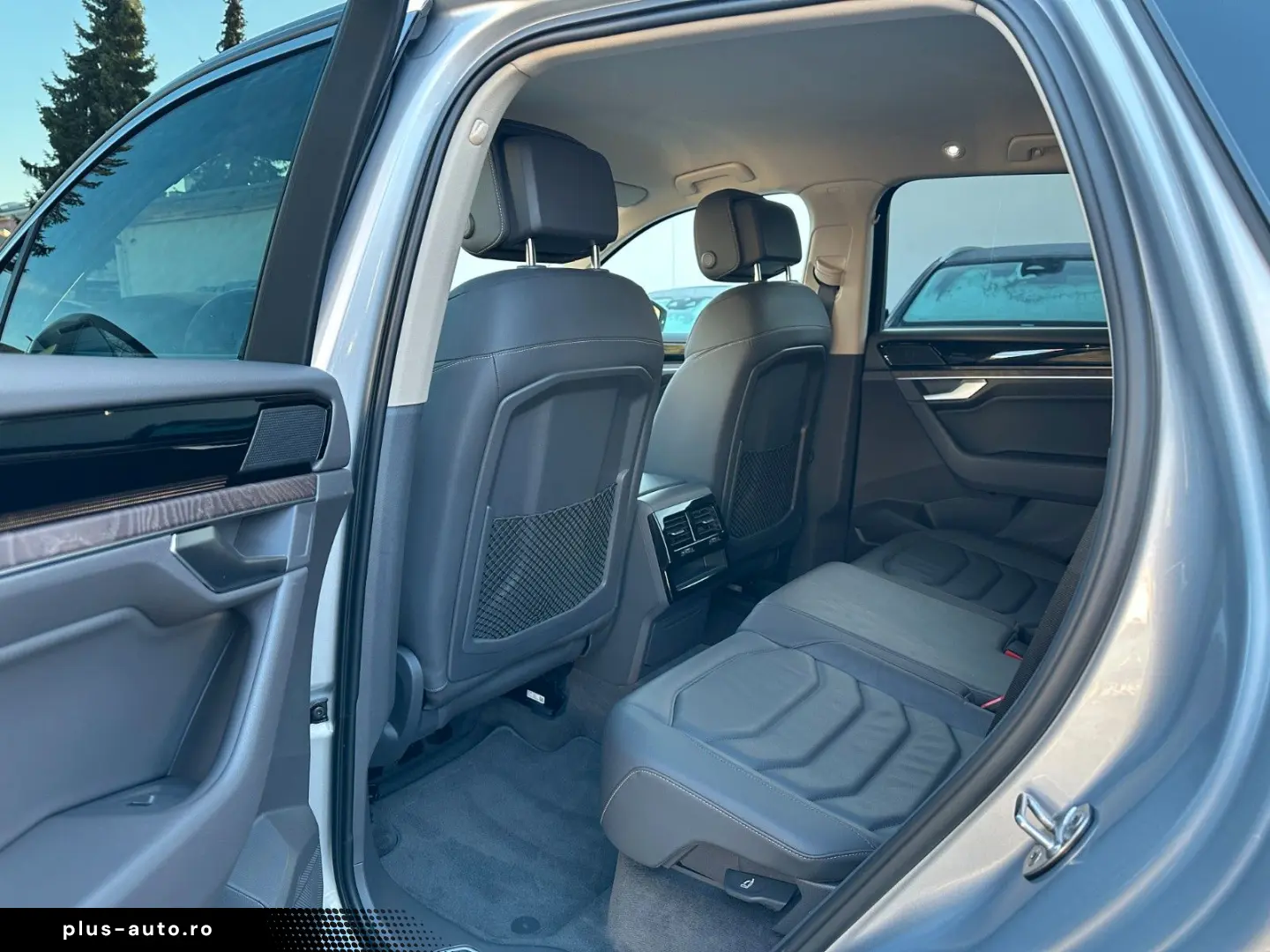 Touareg 3 0 TSI 4M ACC LED MEMORY KAM AHK KEYLES