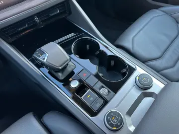 Touareg 3 0 TSI 4M ACC LED MEMORY KAM AHK KEYLES