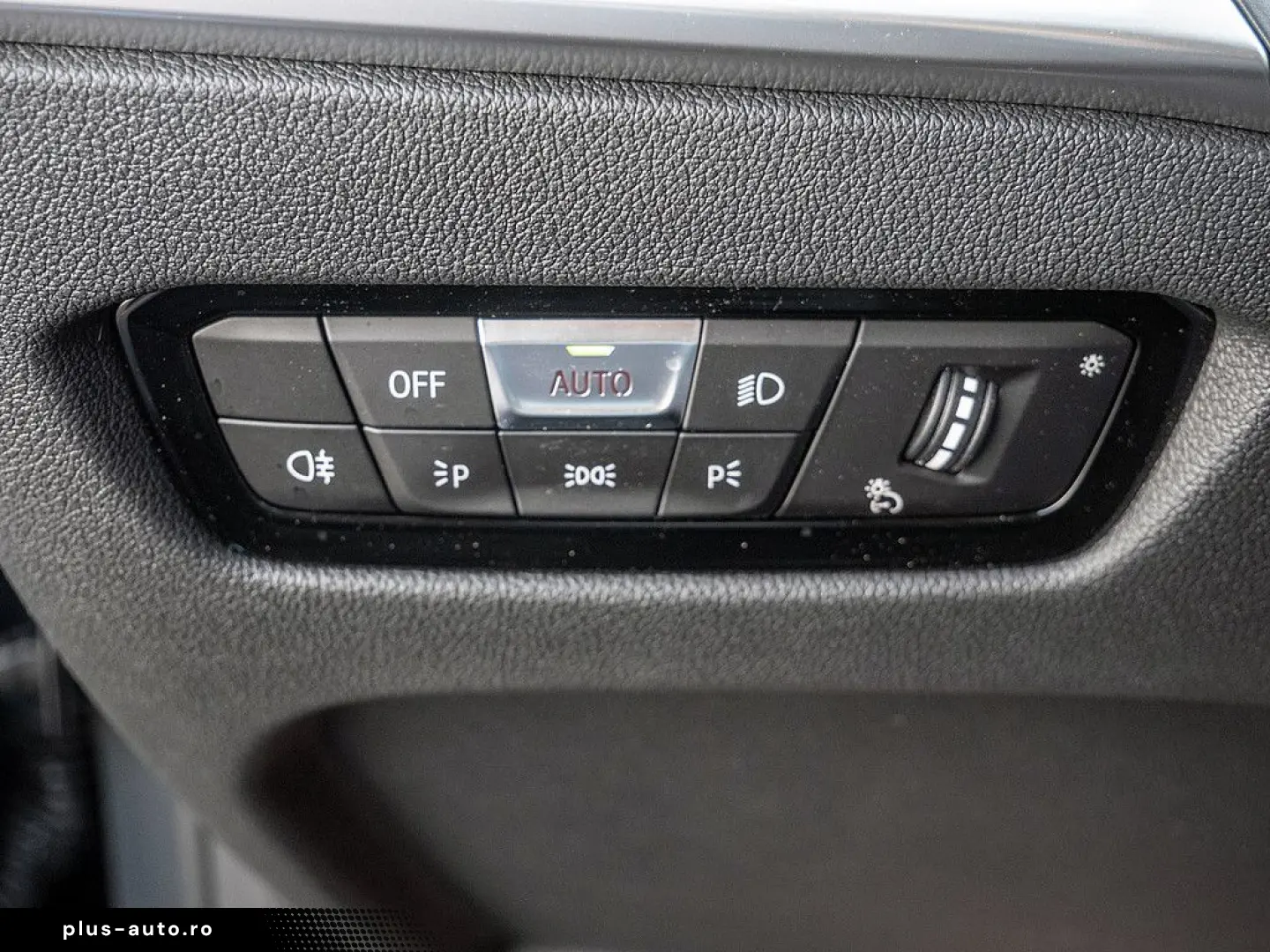 M440i Gran Coupe xDrive 360 KAM ACC HK MEM