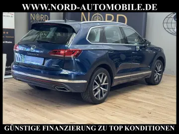 Touareg Elegance 4MOT 3.0 TSI eHybrid Pano AHK