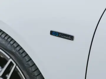 Mercedes-Benz CLA250E