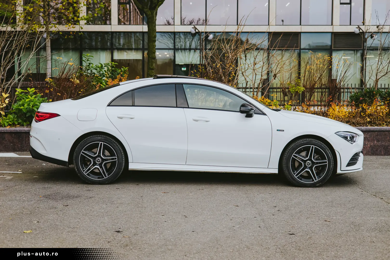 Mercedes-Benz CLA250E