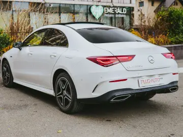 Mercedes-Benz CLA250E