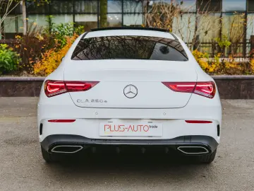 Mercedes-Benz CLA250E