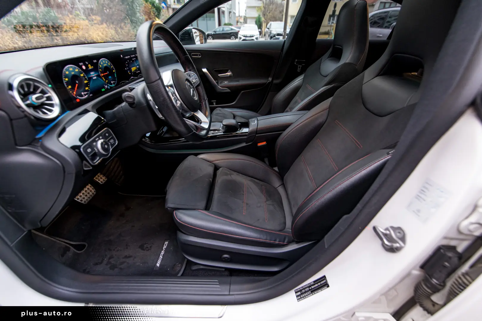 Mercedes-Benz CLA250E