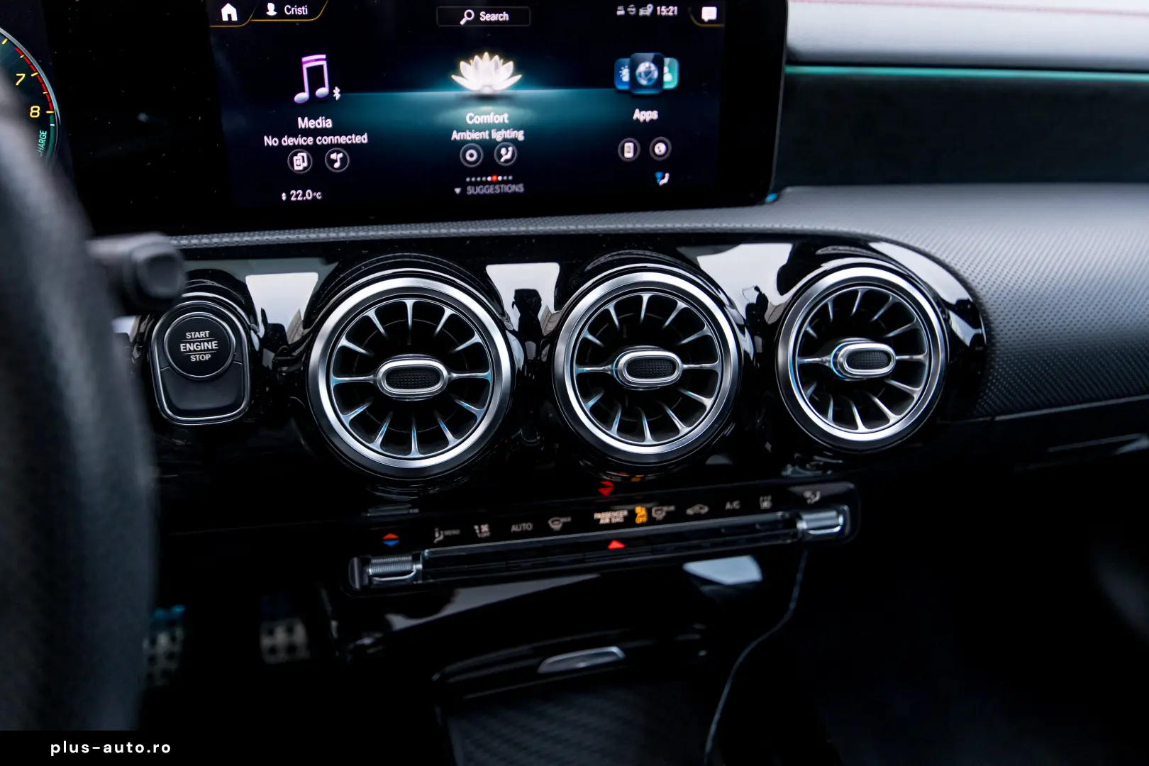 Mercedes-Benz CLA250E