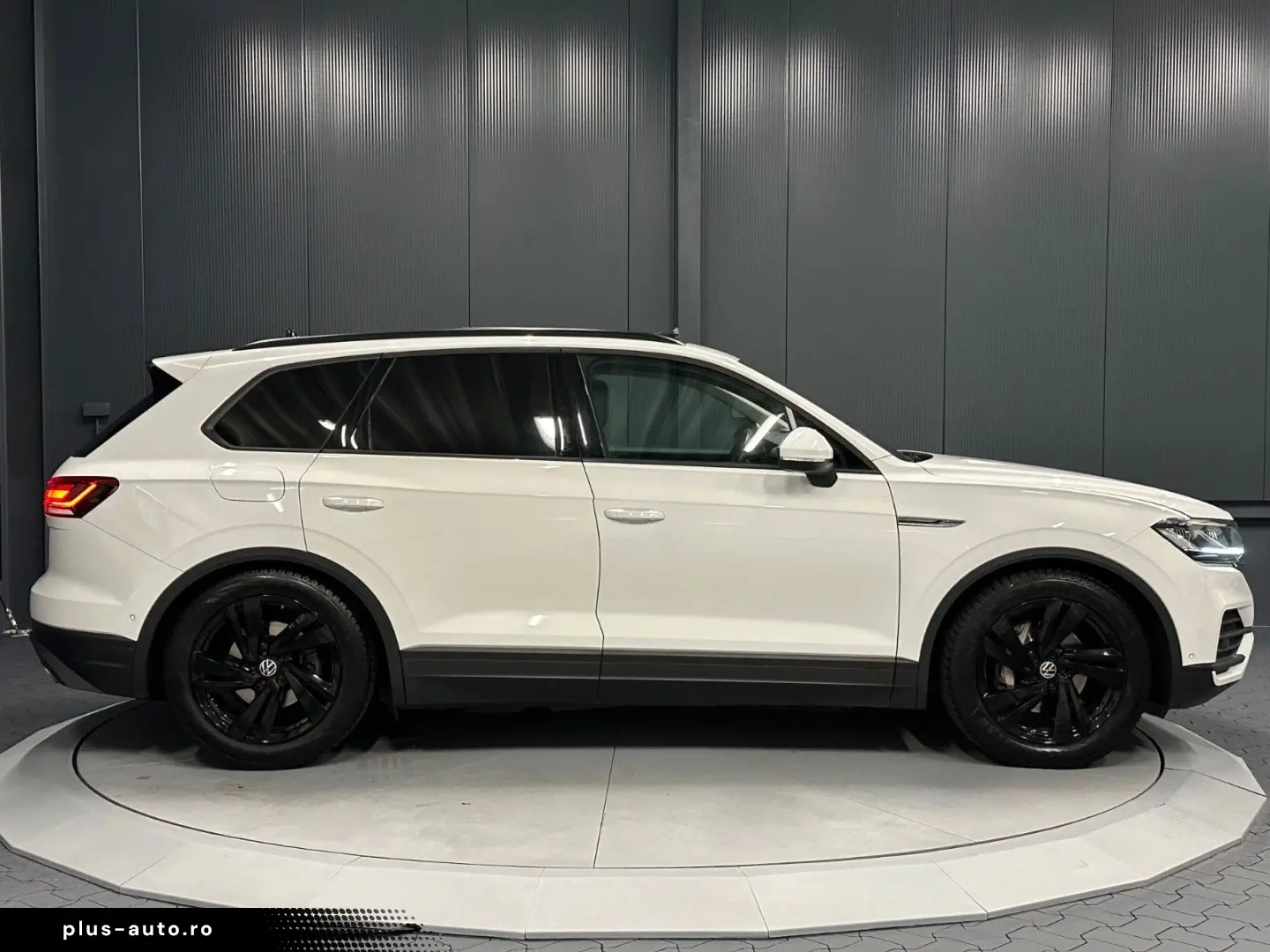 Touareg V6 TDI 4Motion PANORAMA LEDER LUFT KAMER