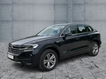 Touareg 3.0TDI 4M R-LINE LED NAVI ACC SHZ KAMERA