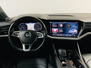 Touareg R Line Black STYLE ELEGANCE LUFT AHK LED