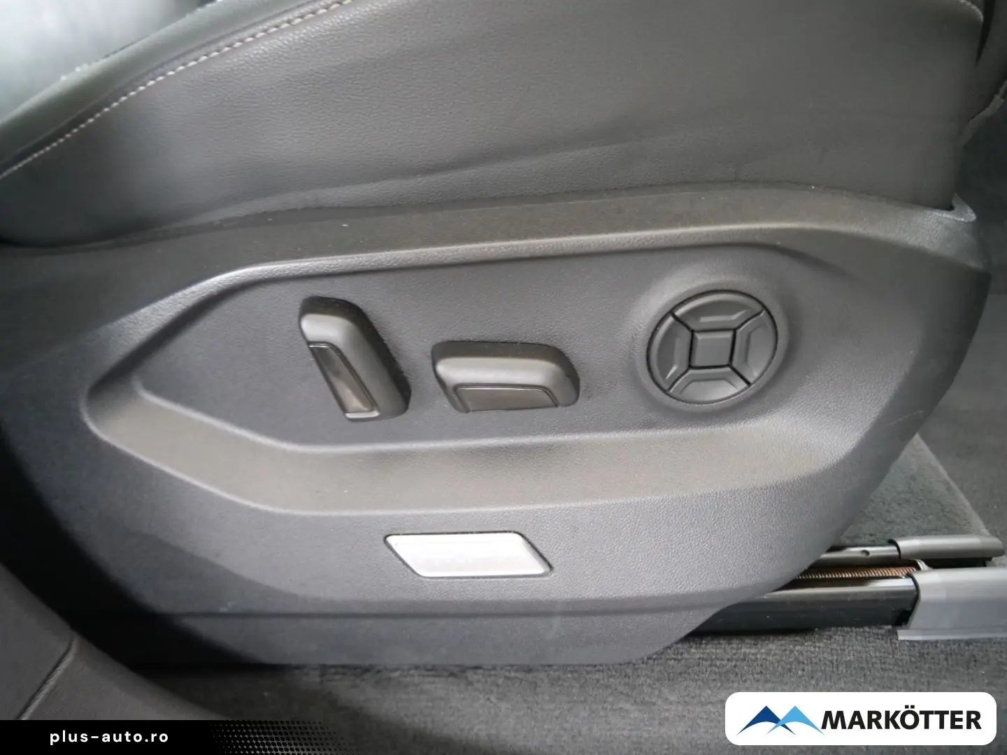 Touareg 3.0 V6 4Motion R-Line  Black Style AHK