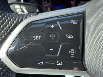 Touareg 3.0 TSI 4M R-Line tiptronic  AHK LuftF