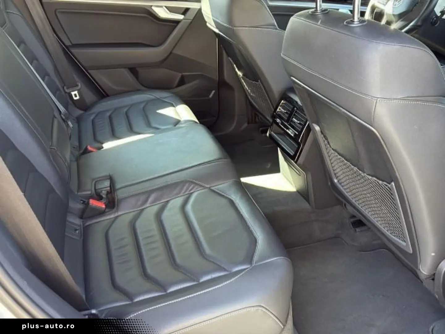 Touareg 3.0 TSI 4M R-Line tiptronic  AHK LuftF