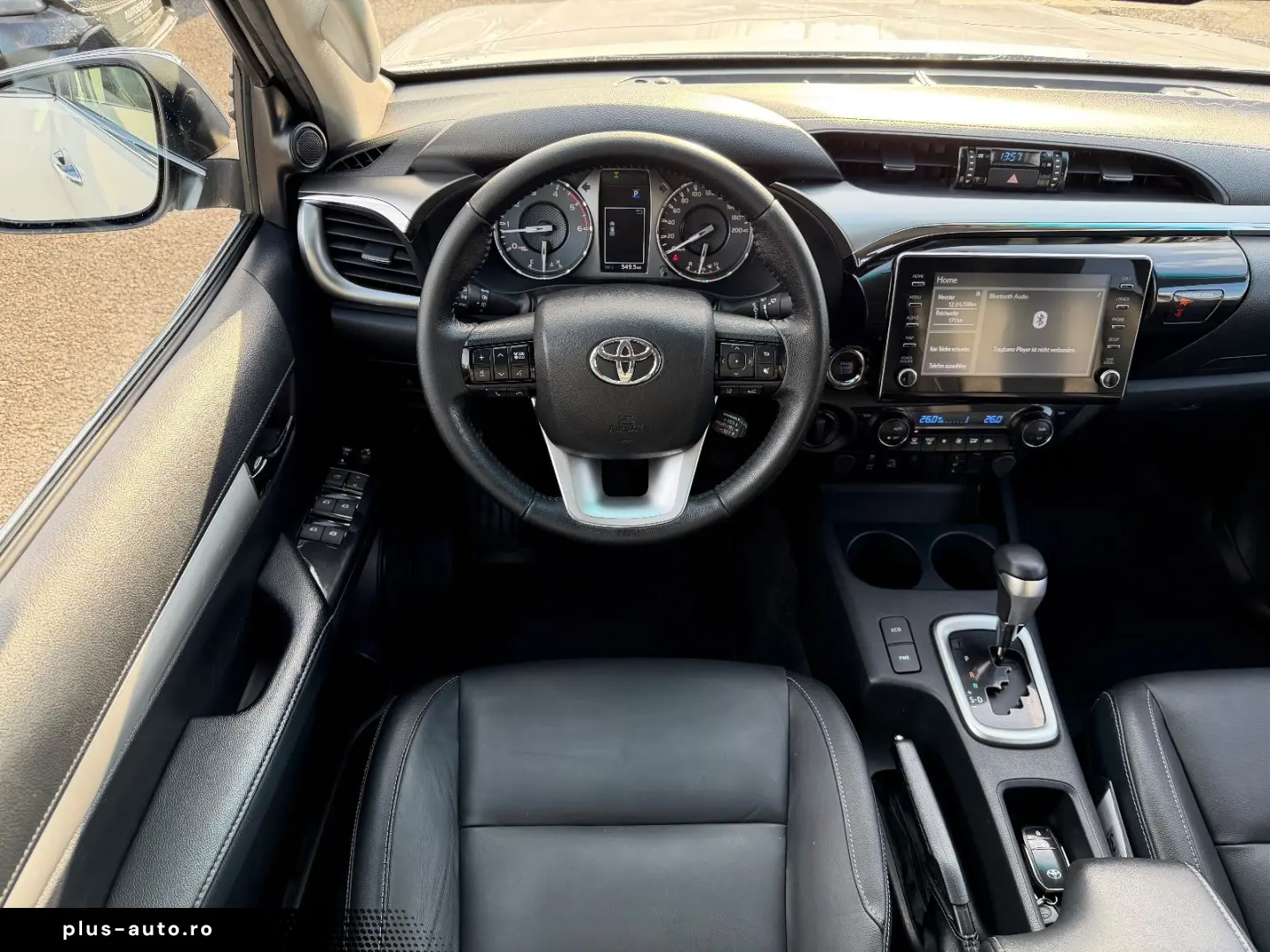 Hilux Double Cab Executive 4x4   LEDER   ACC