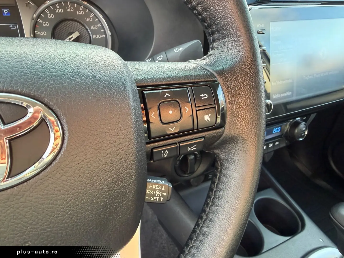 Hilux Double Cab Executive 4x4   LEDER   ACC