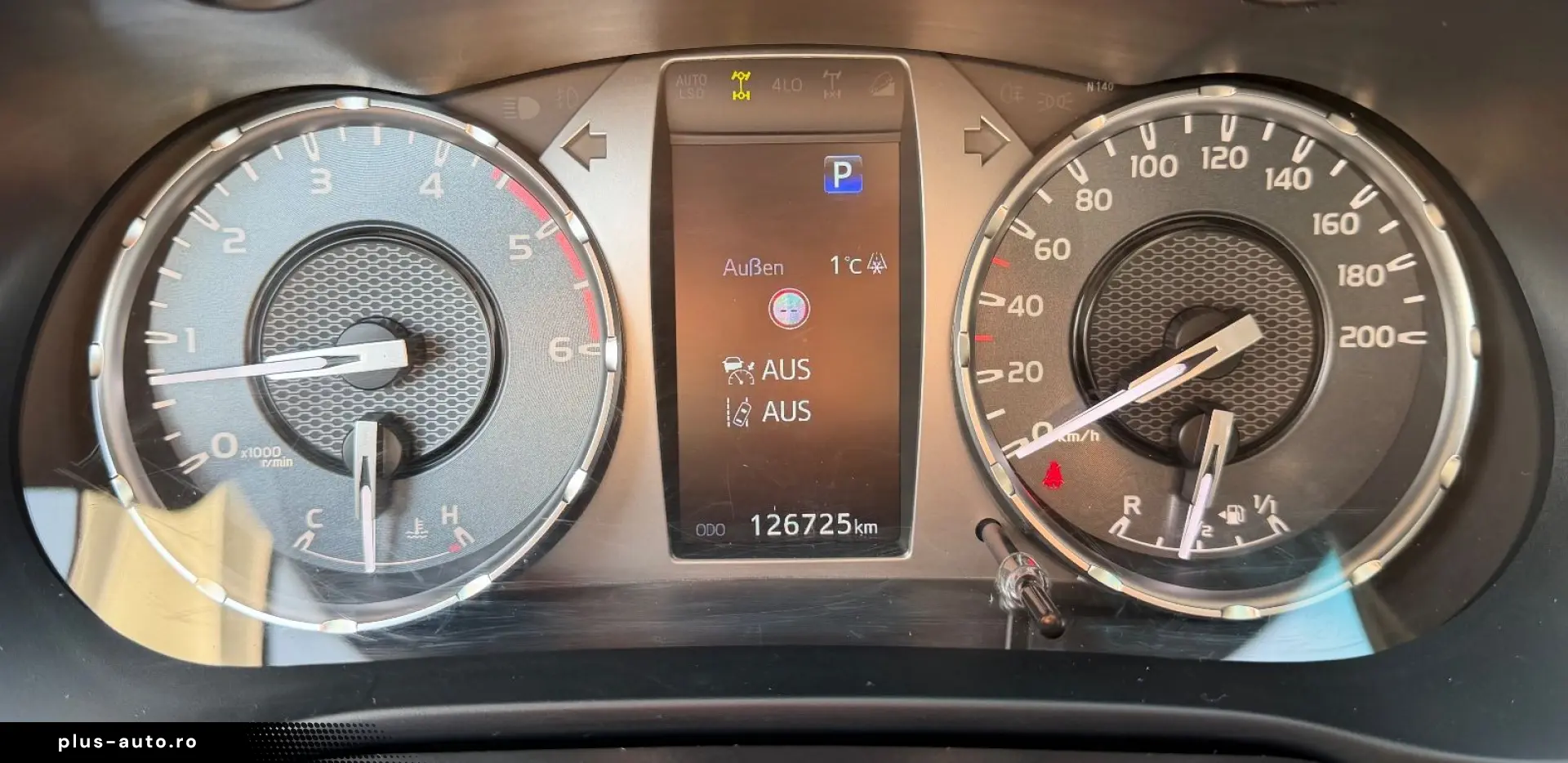 Hilux Double Cab Executive 4x4   LEDER   ACC