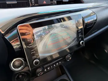 Hilux Double Cab Executive 4x4   LEDER   ACC