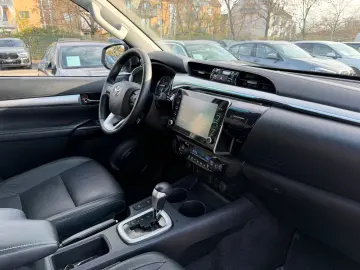 Hilux Double Cab Executive 4x4   LEDER   ACC