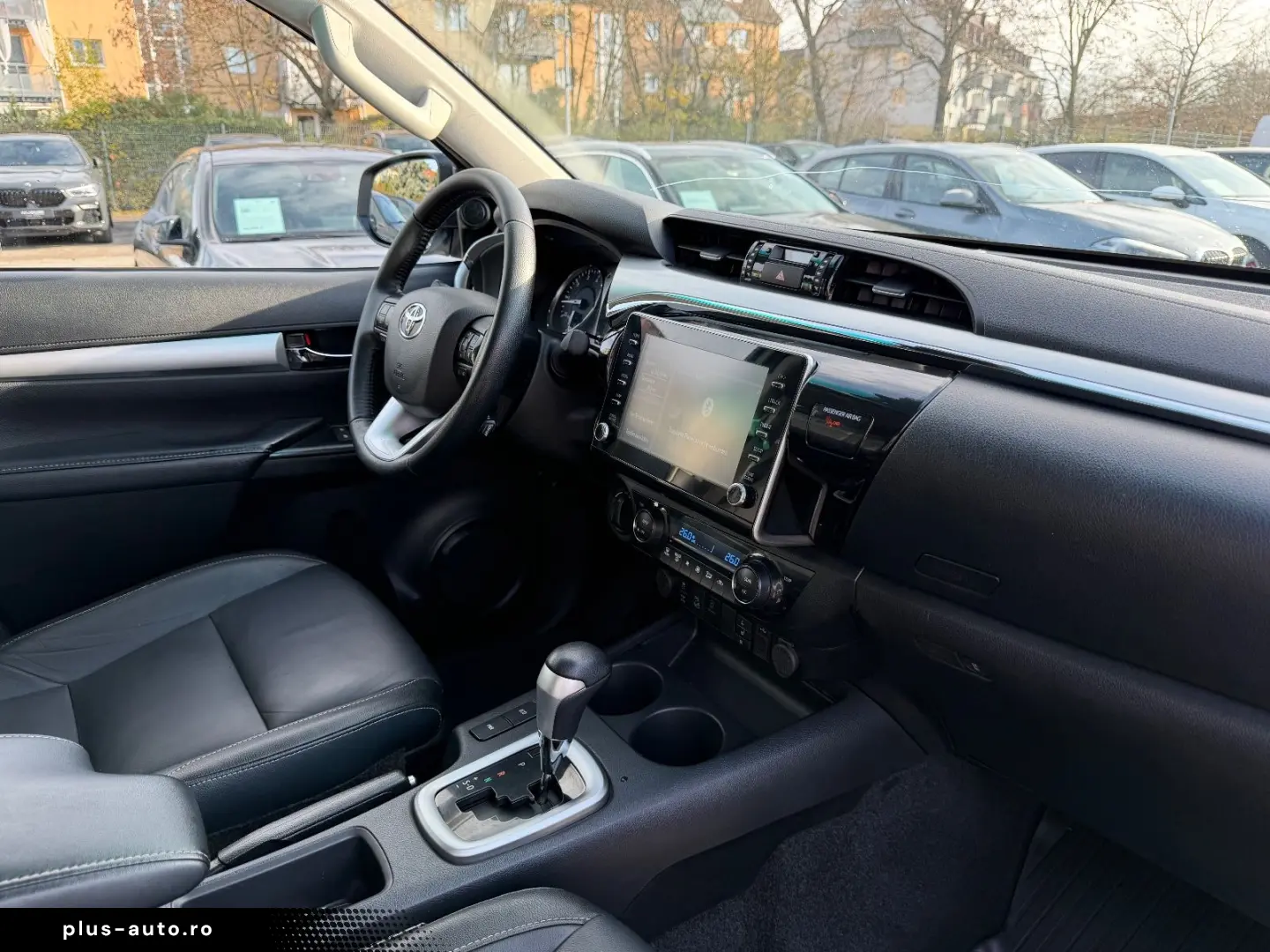 Hilux Double Cab Executive 4x4   LEDER   ACC