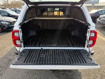 Hilux Double Cab Executive 4x4   LEDER   ACC