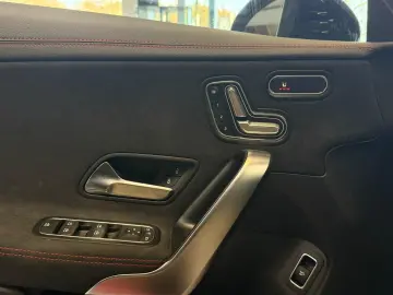 CLA 250 4M Coupé AMG BURMESTER NIGHT MEMORY 360