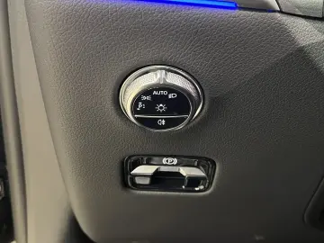 GLC 220 4M AMG Line Night AHK Digi.Light Leder