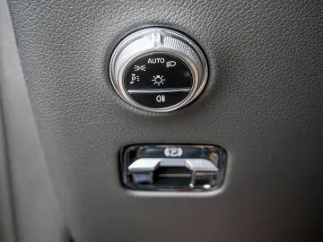 GLC 220 d 4M AMG Sport Advanced LED Pano Navi SH