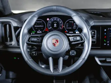 Cayenne GTS Coupé Nachtsicht Head-Up Burmester