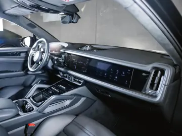 Cayenne GTS Coupé Nachtsicht Head-Up Burmester