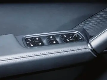 Cayenne GTS Coupé Nachtsicht Head-Up Burmester