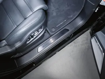 Cayenne GTS Coupé Nachtsicht Head-Up Burmester