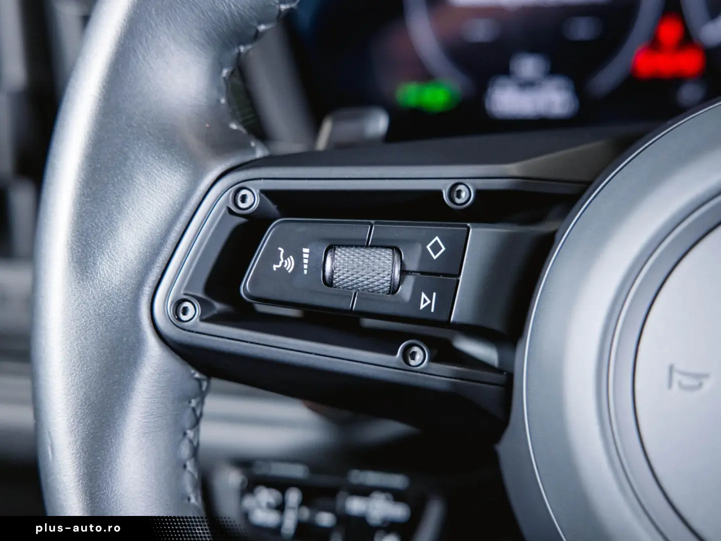 Cayenne GTS Coupé Nachtsicht Head-Up Burmester