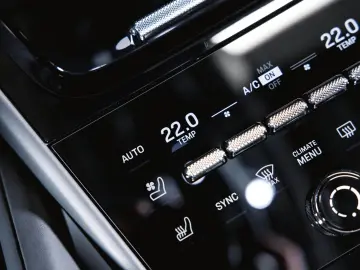 Cayenne GTS Coupé Nachtsicht Head-Up Burmester