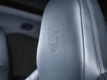 Cayenne GTS Coupé Nachtsicht Head-Up Burmester