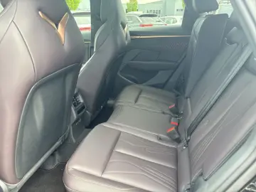 Terramar 1.5 e-Hybrid 200 kW VZ SENN MATRIX PANO