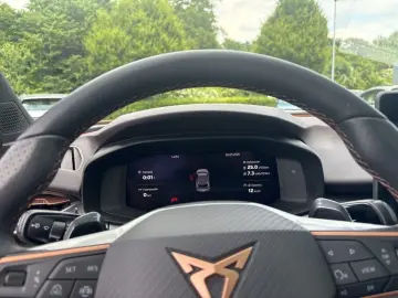 Terramar 1.5 e-Hybrid 200 kW VZ SENN MATRIX PANO