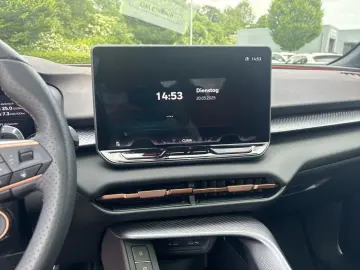 Terramar 1.5 e-Hybrid 200 kW VZ SENN MATRIX PANO