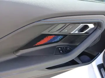 M2 Coupé HiFi DAB LED Komfortzg. Tempomat Shz