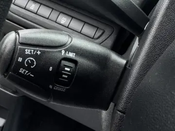 Peugeot 2008 An 2017 Diesel 1.6 Euro 6