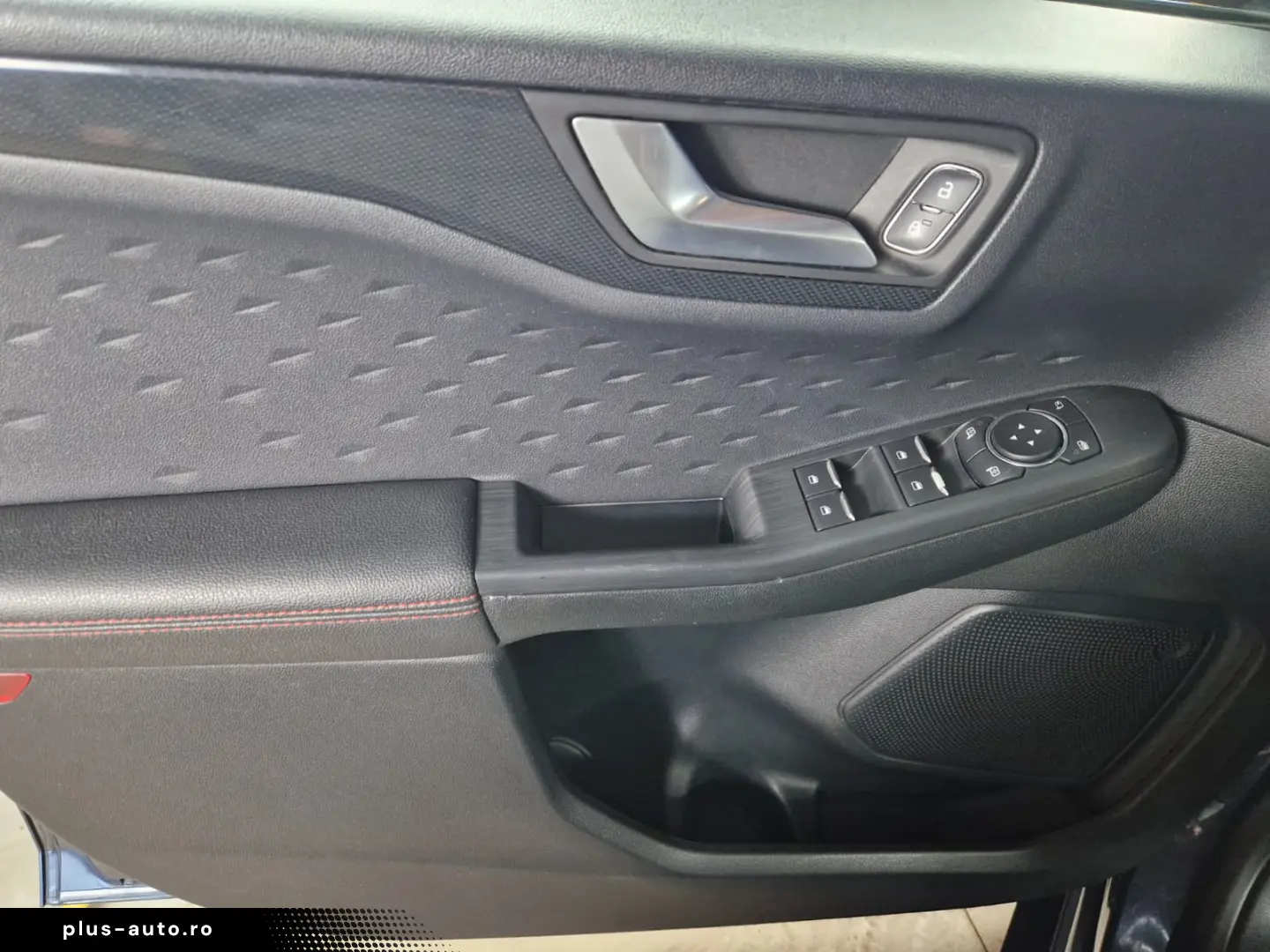 FORD KUGA ST-LINE 2.0TDCI ECOBLUE 190CP AT8 AWD