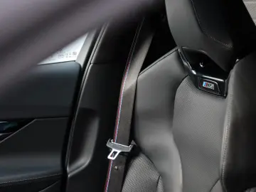 M5 Sedan  Carbon Pack  Comfort Pack  B&W  HUD