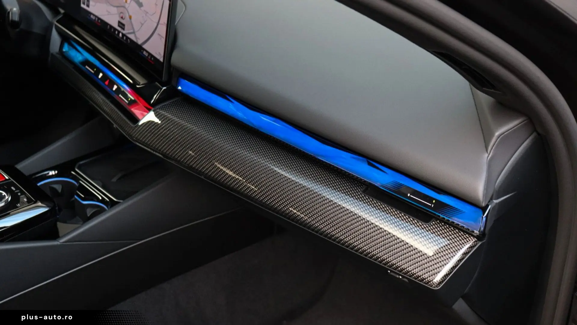 M5 Sedan  Carbon Pack  Comfort Pack  B&W  HUD