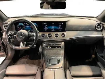 E 300 d 4matic Coupe AMG  MBUX Wide LM ACC PDC