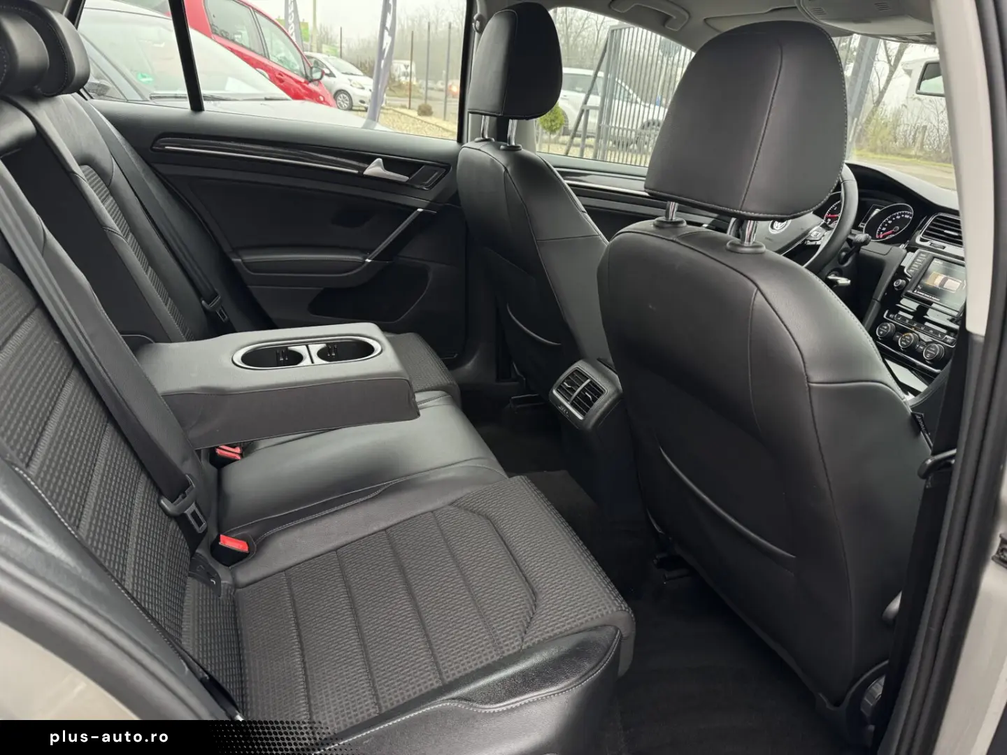 Volkswagen Golf 7 An 2016 Benzină 1.4 Euro 6