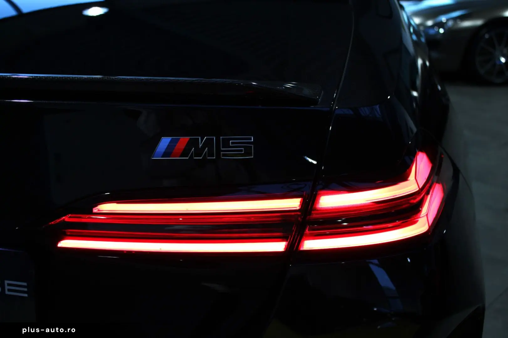 M5 LIM. 4.4 V8 727PS! B&W ICON CARBON 360  21