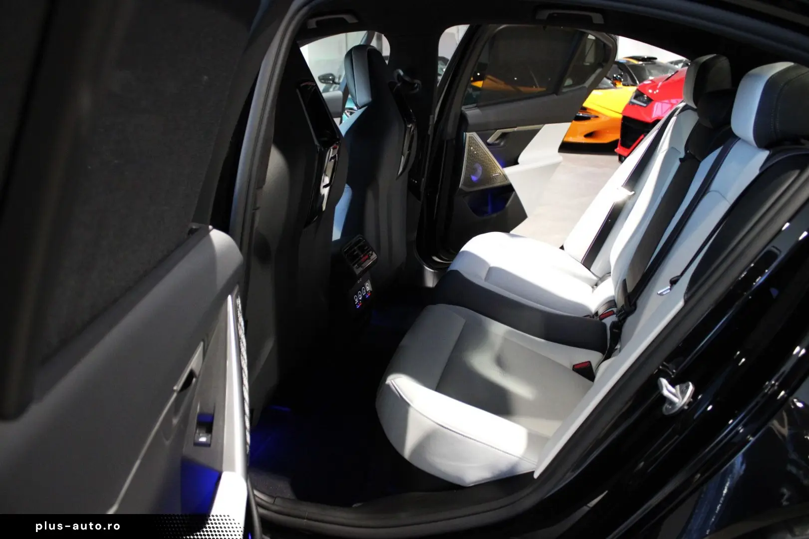 M5 LIM. 4.4 V8 727PS! B&W ICON CARBON 360  21