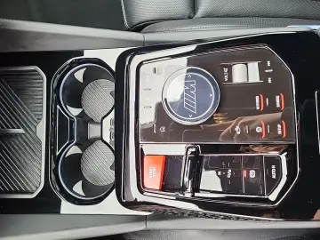 M5 Limousine Sitzbelüft B & W M Carbon Exterieur