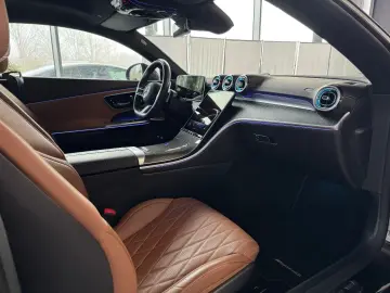 CLE 300e AMG Burmester Digital Light Pano 360